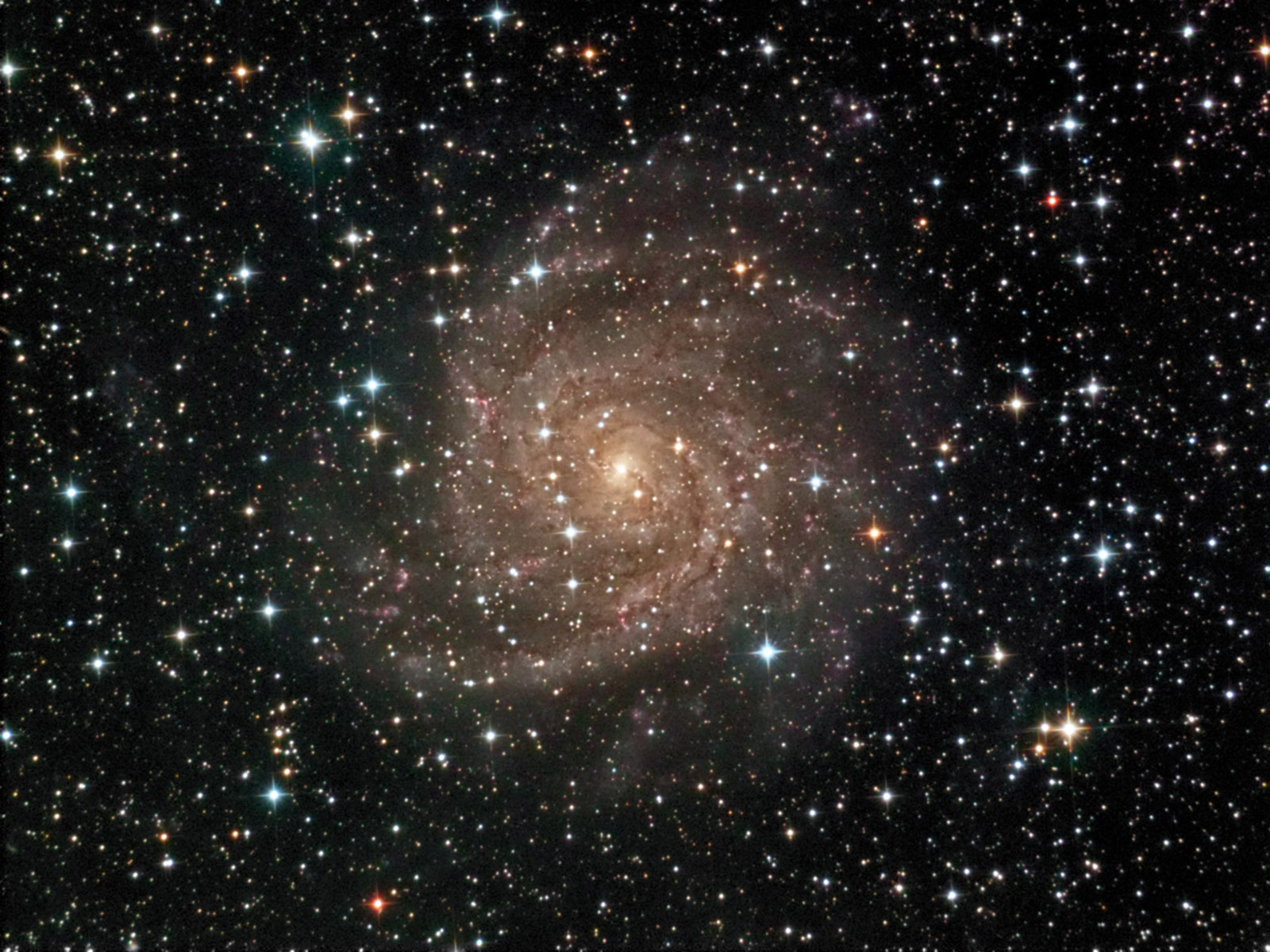 Click to view the full size image: 1600x1200, 402 KB