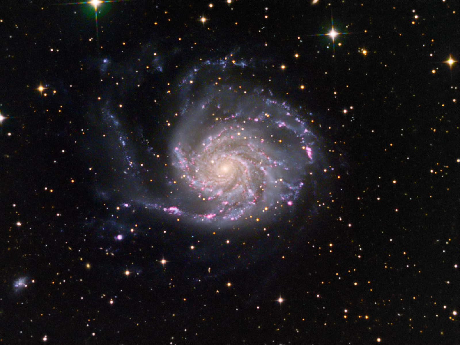 Click to view the full size image: 1600x1200, 300 KB