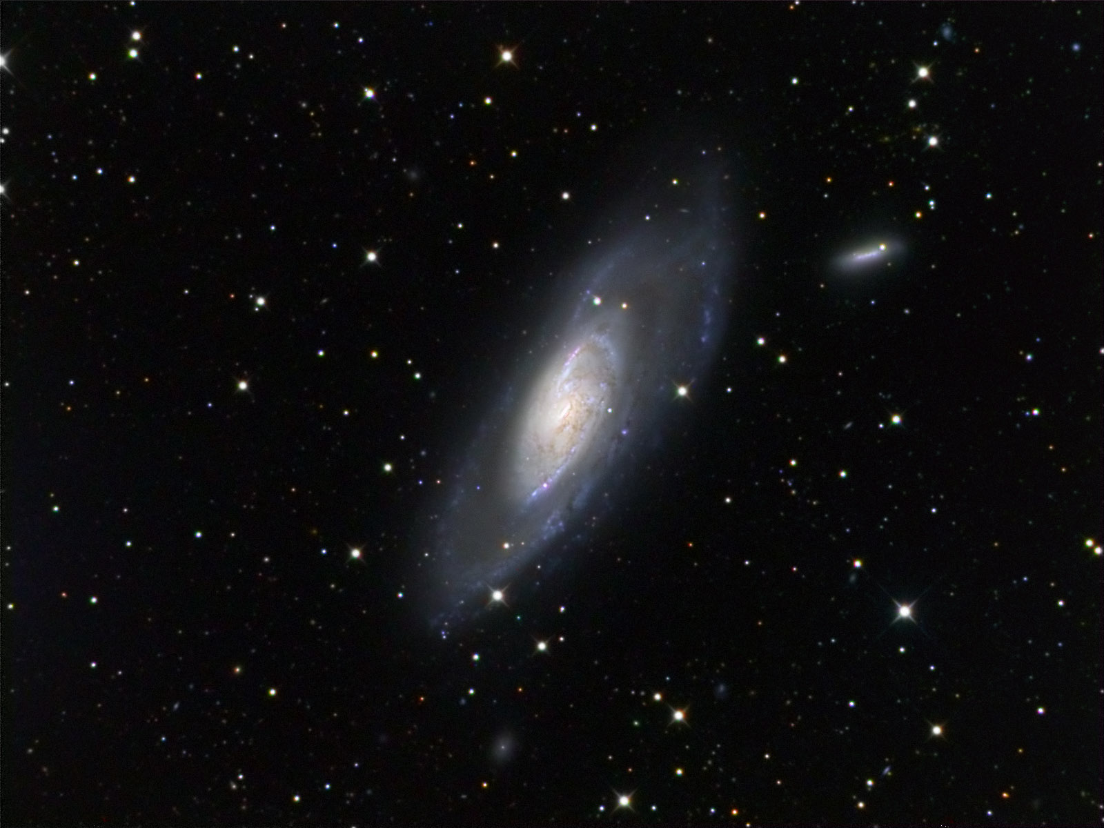 Click to view the full size image: 1600x1200, 252 KB