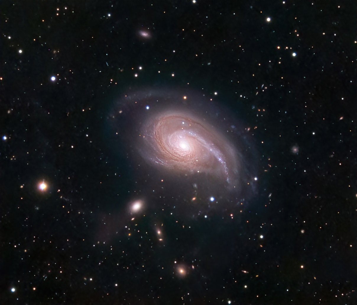 Click to view the full size image: 1208x1031, 320 KB